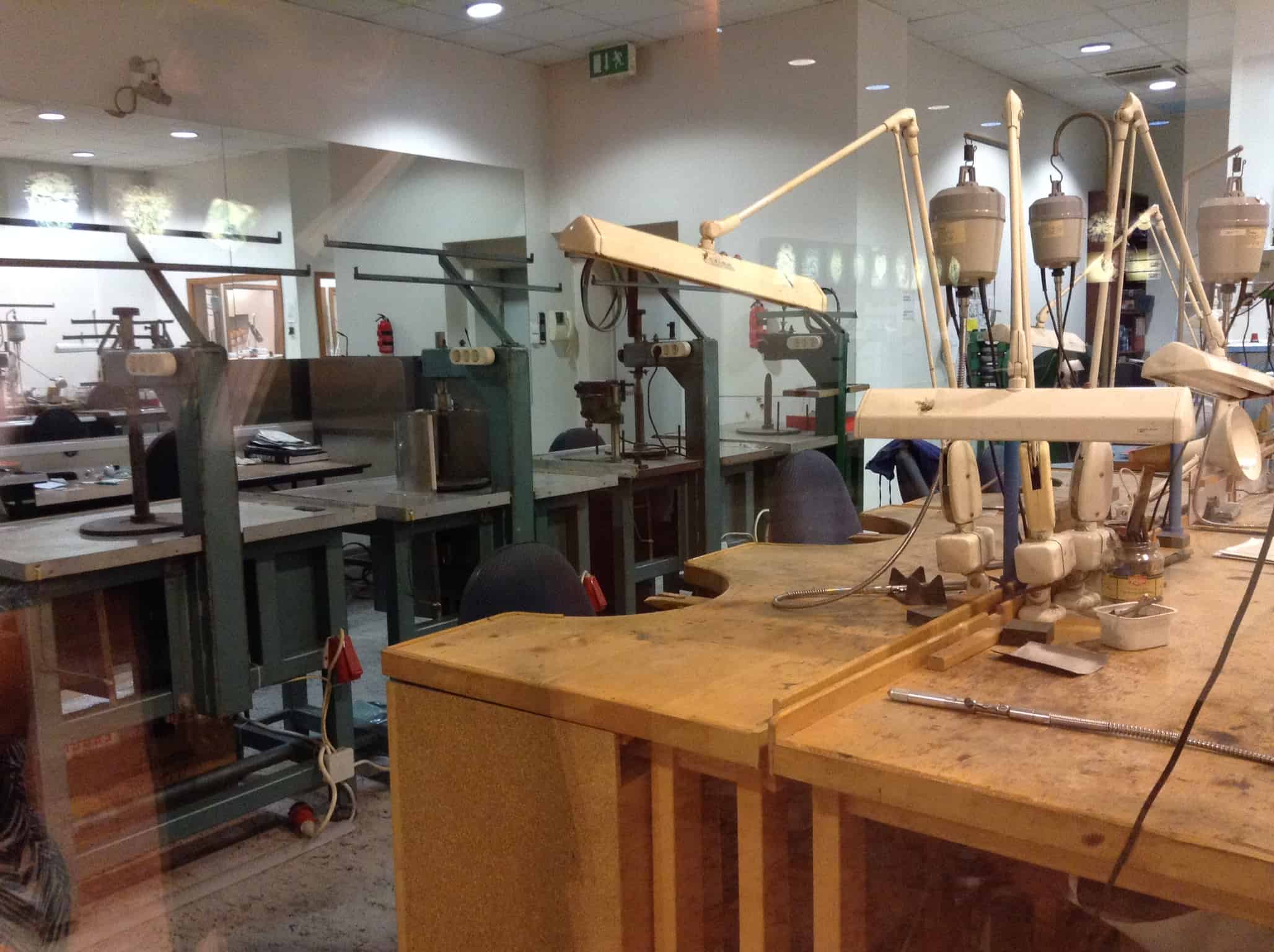 欧州で一番大きいダイヤモンドの店