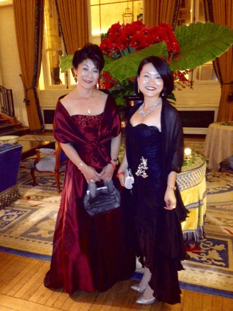 パリの社交パーティー